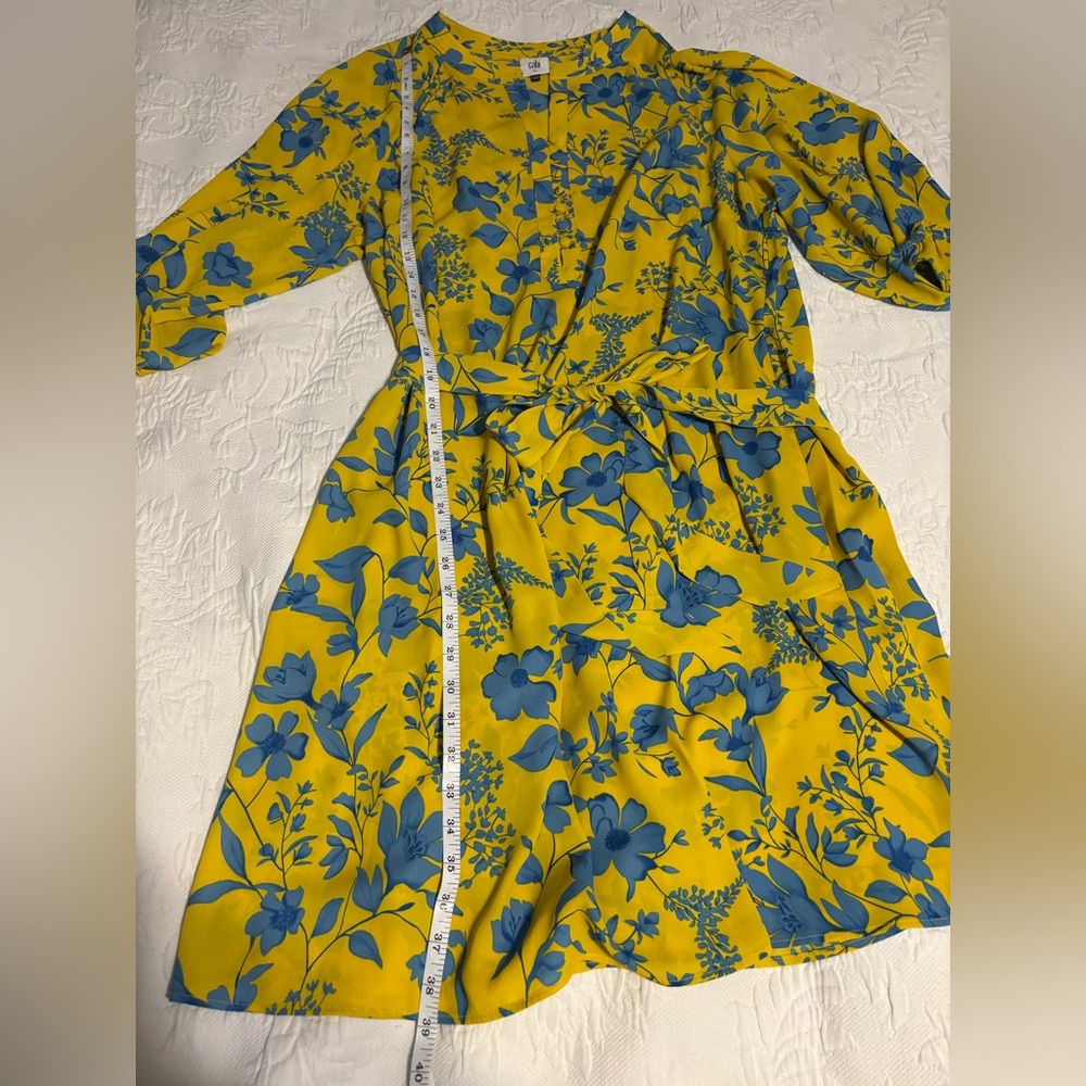 Cabi midi floral print dress, round collar self tie with elastic sleeves. - Picture 4 of 13